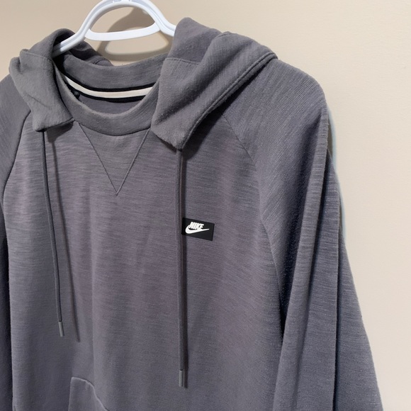Nike Pullover Hoodie, size L - Picture 2 of 8